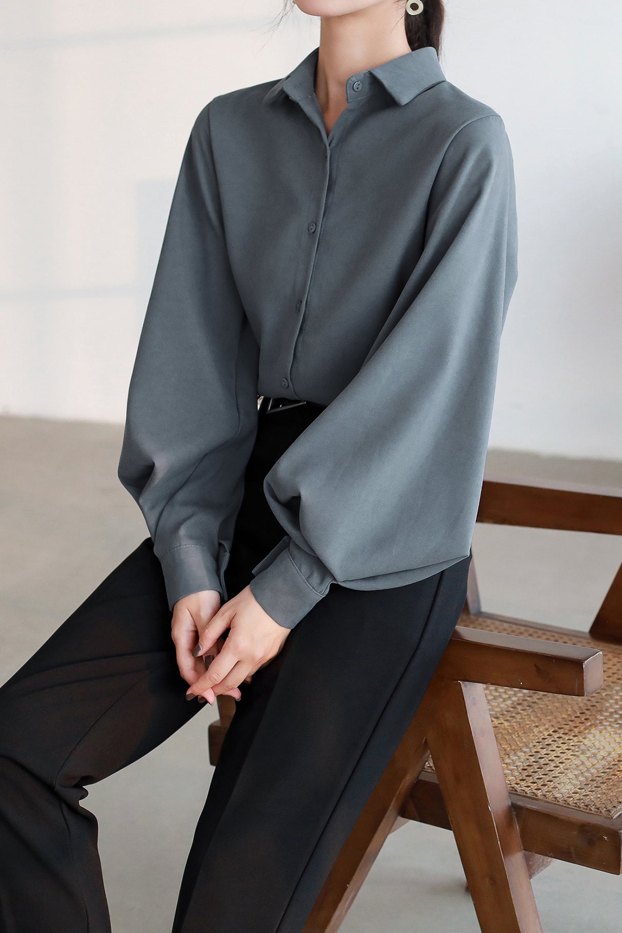 ランタンスリーブタック袖シンプルシャツ 3色入 - liwisi