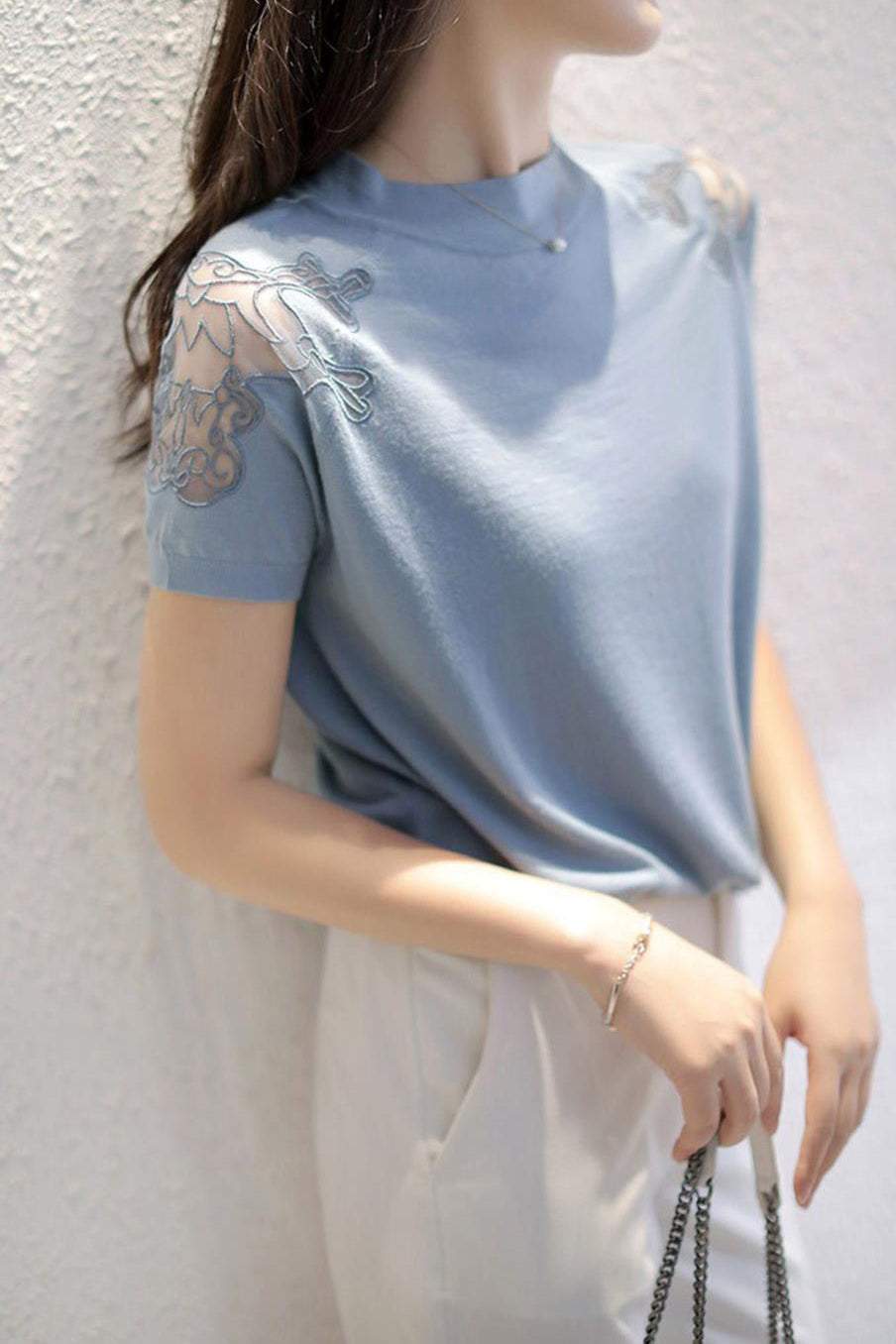 肩見せ刺繍チュール切替ボトルネックニットトップス 3色入 - liwisi