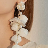 Faux pearl flower forest-style earrings