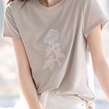 Round neck floral embroidery short sleeve T-shirt