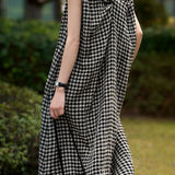 Checkered round neck sleeveless pleated A-line dress