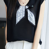 Collared scarf half-button sleeveless knit T-shirt