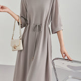 Minimalist elegant V-neck waist-cinched dress