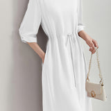 Minimalist elegant V-neck waist-cinched dress