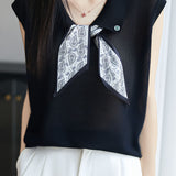 Collared scarf half-button sleeveless knit T-shirt