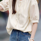 Elegant pleated shirt