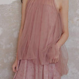 Halter neck tulle switching shading dicelup gaun panjang dengan lapisan, disertakan 3 warna