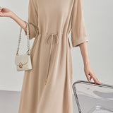 Minimalist elegant V-neck waist-cinched dress